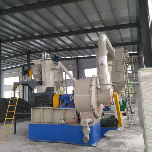 河南南陽某焦化廠脫硫劑兩套機(jī)械粉碎機(jī)生產(chǎn)線